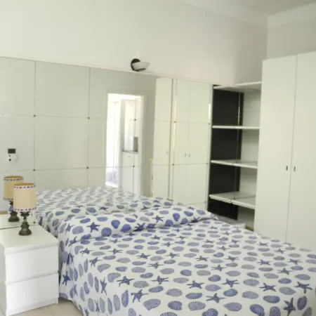 Apartment Bilocale Luminoso In Centro A Due Passi Dal Mare Alassio
